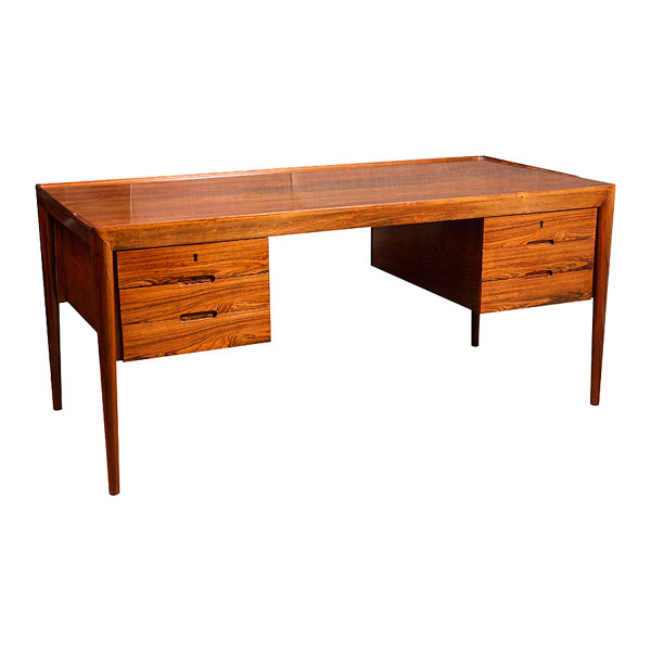 Mesa de despacho producida por Haslev. Dinamarca años 50
