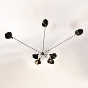 Aplique de pared "Araña" de siete brazos en acero, diseño de Serge Mouille en Francia. Pieza elegante de colección