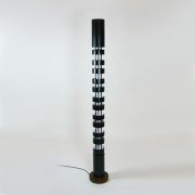 Lámpara Big Totem en acero lacado negro, diseño original de de Serge Mouille en Francia