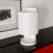 Lámpara de mesa pivotante. Michel Buffet