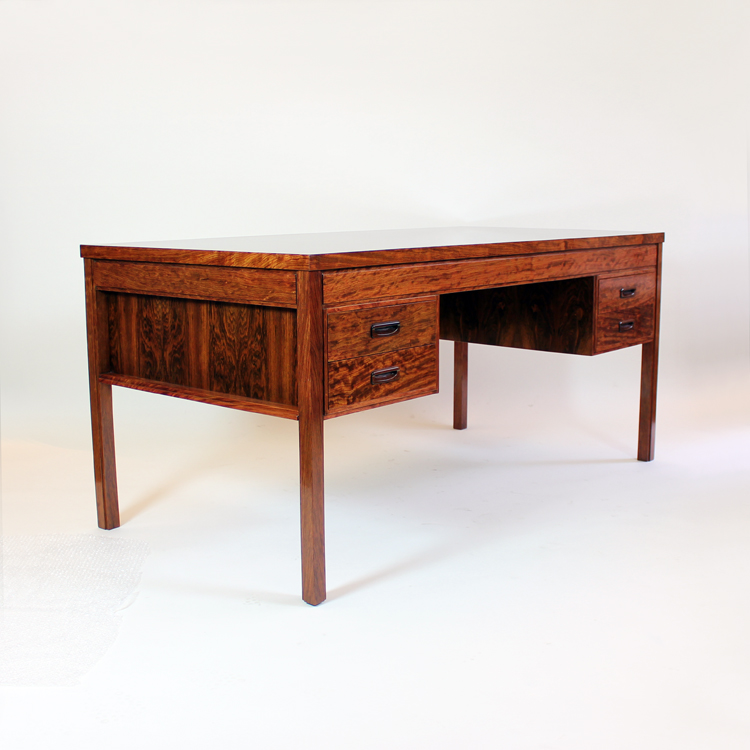 Mesa despacho danesa de los años 60