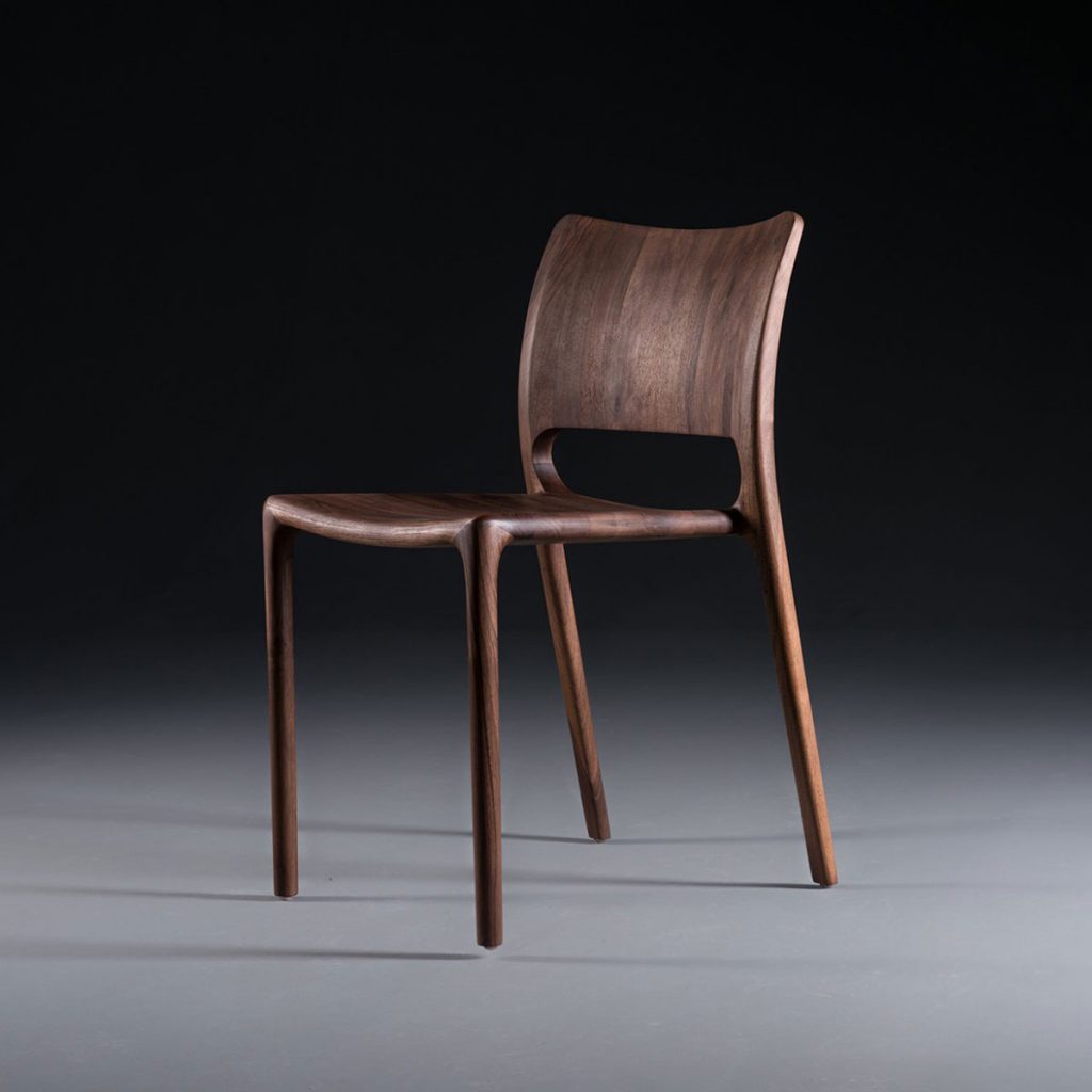 Silla Latus en madera, moderna y original con producción artesana en Europa de calidad
