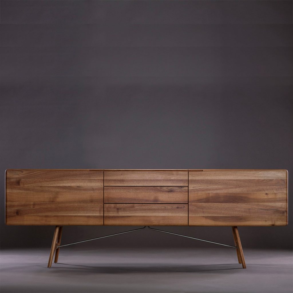Aparador Tesa de Artisan en madera