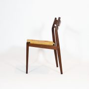 Conjunto de seis sillas en teca y asiento de enea, años 60