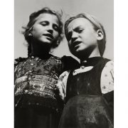 Niñas cantando, 1938. Nicolás Muller