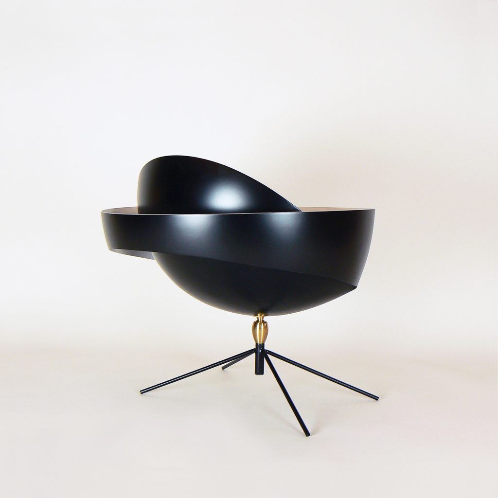 Lámpara de mesa Saturno de Serge Mouille