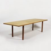 Mesa de centro de Hans J. Wegner