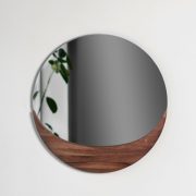 Espejo Colección Luna realizado por Silva Mikelic, en maderas de máxima calidad para Artisan