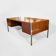 Mesa despacho de Richard Schultz, para Knoll, años 70.