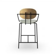 Silla bar danesa Piet Hein en madera lacada con reposabrazos de acero negro fabricada por Sibast. Producción artesana, diseño exclusivo