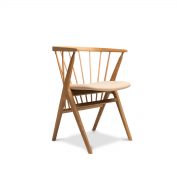 Silla de comedor Sibast No 8 original y exclusiva del artista danés Helge Sibast. Diseño en madera maciza y tapicería a elegir, fabricación artesana por Sibast
