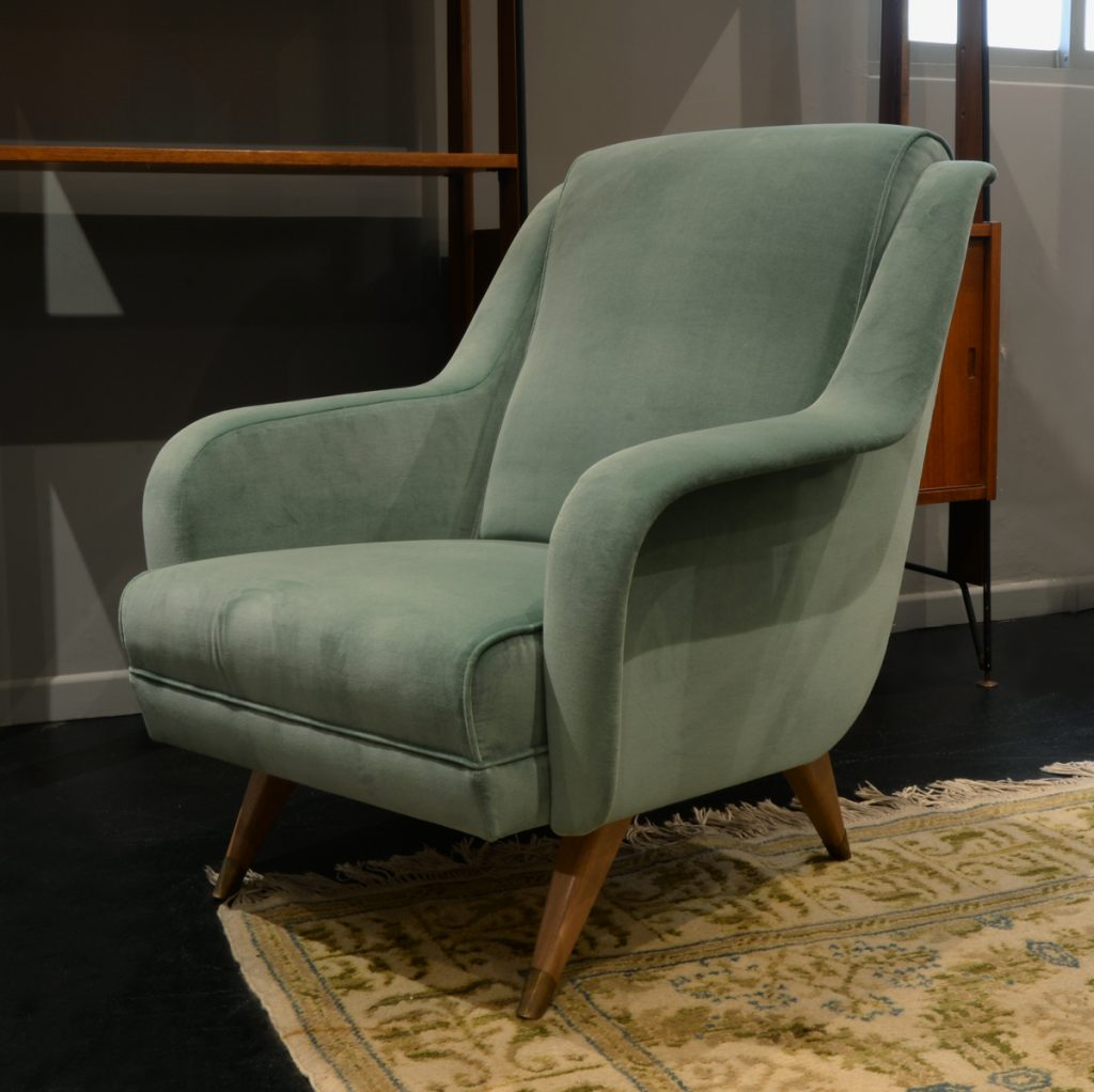 Sillón según diseño italiano 50