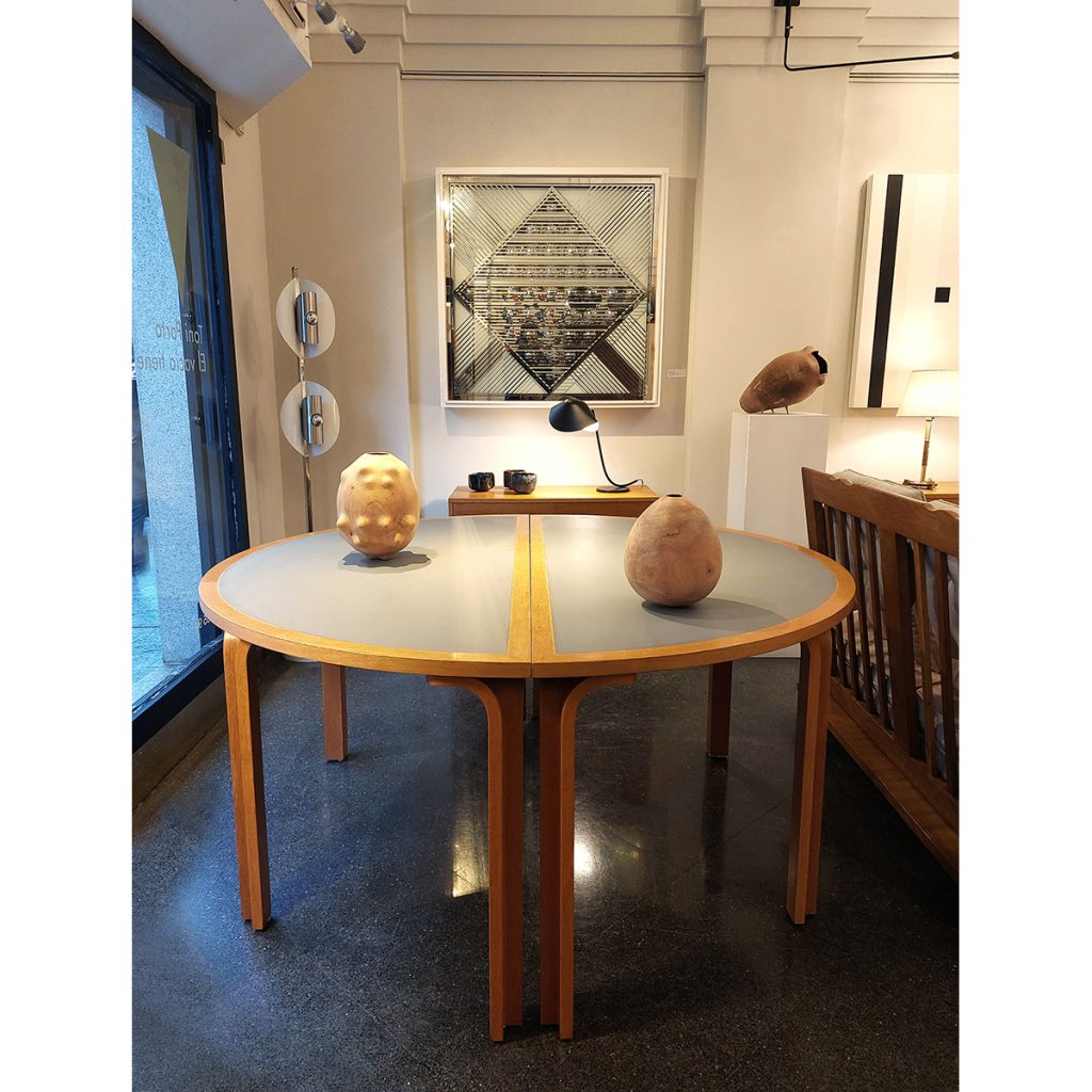 Mesa diseño danés de los años 70