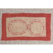 Amparo de la Sota. Bordado sobre tela antigua. Lino y algodón. 2025