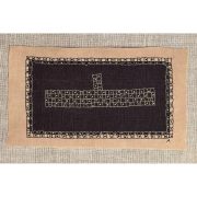 Amparo de la Sota. Bordado sobre tela antigua. Lino y algodón. 2025