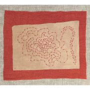 Amparo de la Sota. Bordado sobre tela antigua. Lino y algodón. 2025