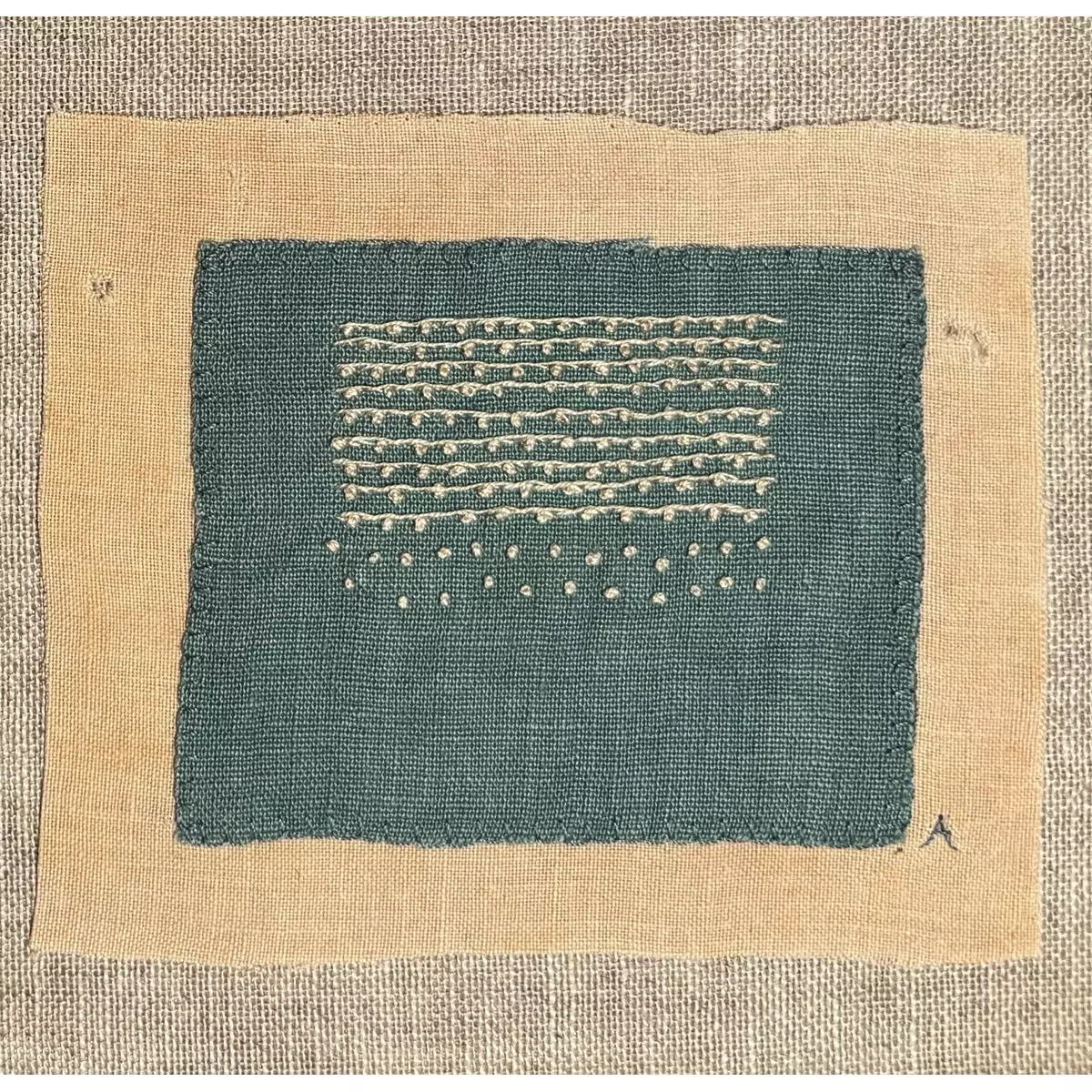 Amparo de la Sota. Bordado sobre tela antigua. Lino y algodón. 2025