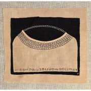 Amparo de la Sota. Bordado sobre tela antigua. Lino y algodón. 2025