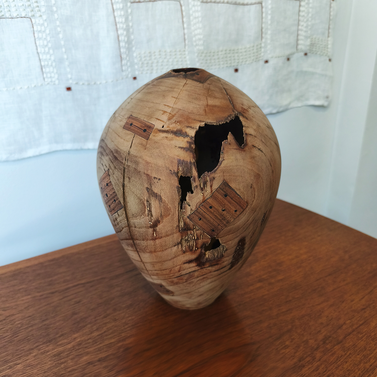 Toni Porto. Madera de cerezo. Pieza única