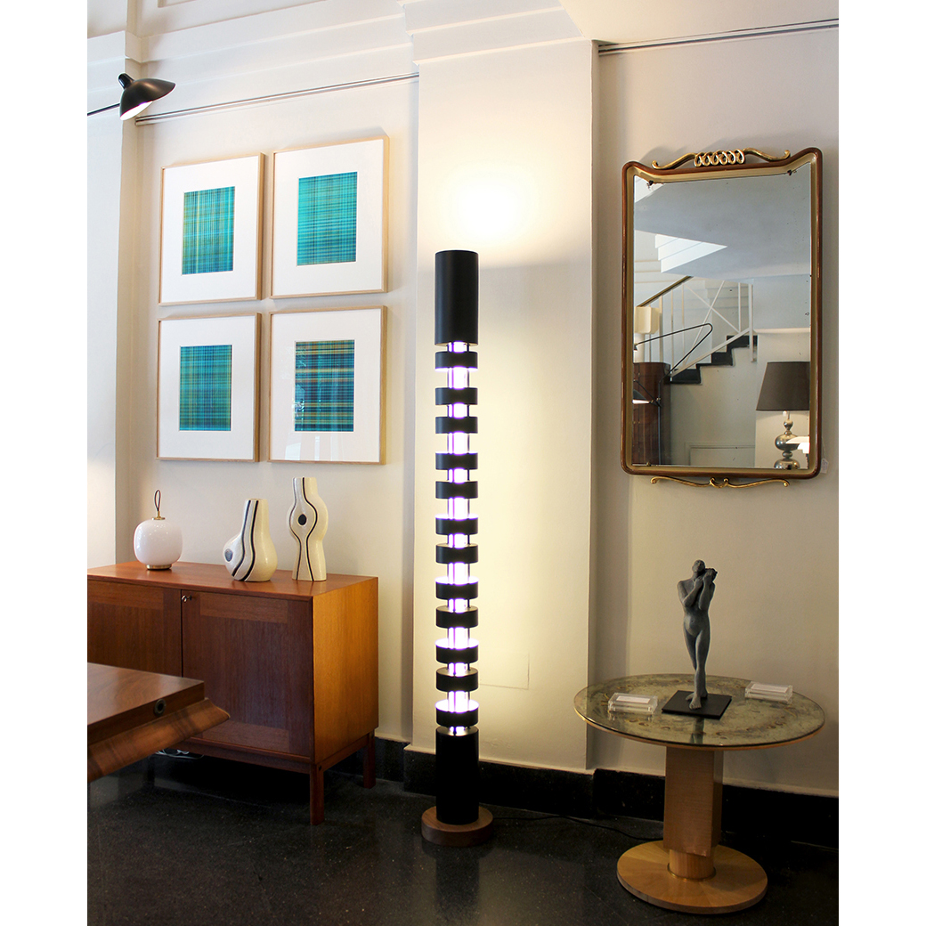 Lámpara Big Totem en acero lacado negro, diseño original de de Serge Mouille en Francia